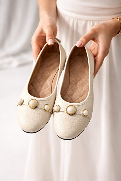 FootFrenzy Pantofi de balerină Mono pentru femei cu cataramă cu perle – Stila...