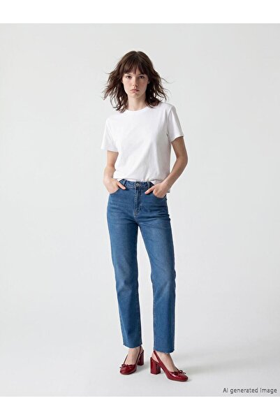 LC Waikiki Straight Fit Women's Jean Pants (S6)