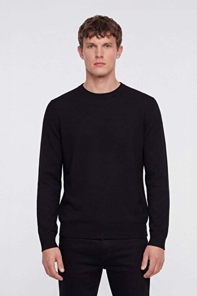 Sabri Özel Black knitwear