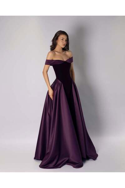 1111112 Lilky Cloche Dress