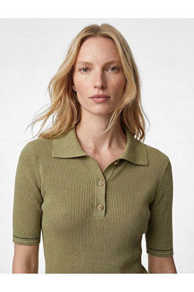 Koton Трикотажна футболка з короткими рукавами та коміром-поло на ґудзиках