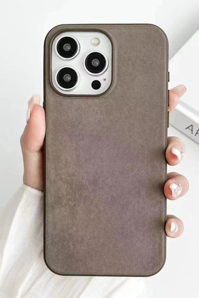 TeknoKapsül حافظة نيو فيس لهاتف آيفون 15 برو ماكس كارين ماجسيف - بني