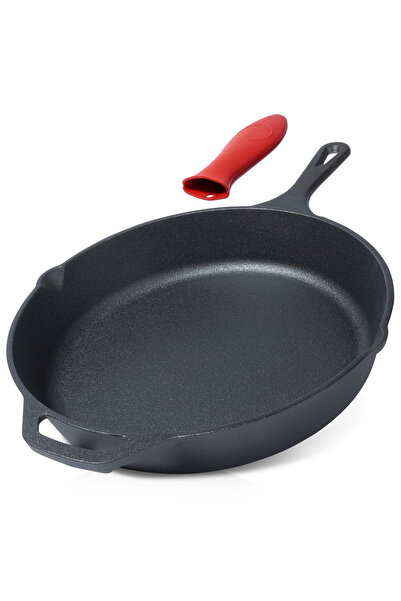 Vilde 30 cm cast iron skillet with silicone handle protection – CAST LINE