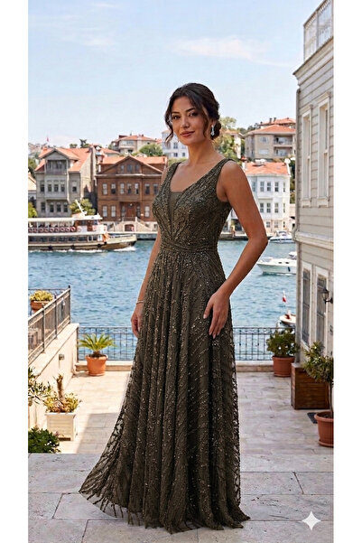 uzer abiye Premium Koleksiyon,taş ve Payet baskılı Tasarım haki gece Elbisesi...