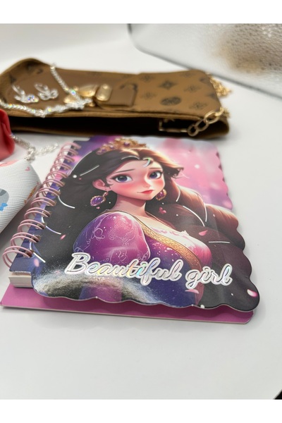 SoCadeauByLyna Fashion Birthday Goody Bag for Teens/Tweens: Ready-to-go-out!
