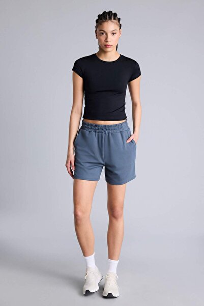 DeFacto شورت قياسي مريح وعملي C0467AX26SM