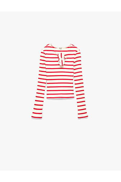 Koton Памучна тениска с дълъг ръкав, V-образно деколте, на райета и с детайли...