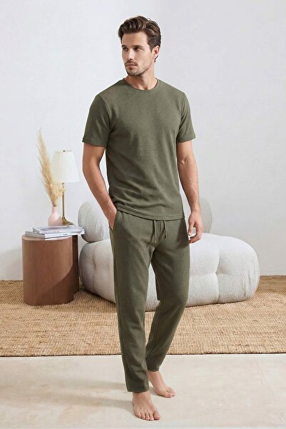 Συλλογή Trendyol Σετ αθλητικών φορμών με υφή χακί κανονικής εφαρμογής 3 τεμαχ...