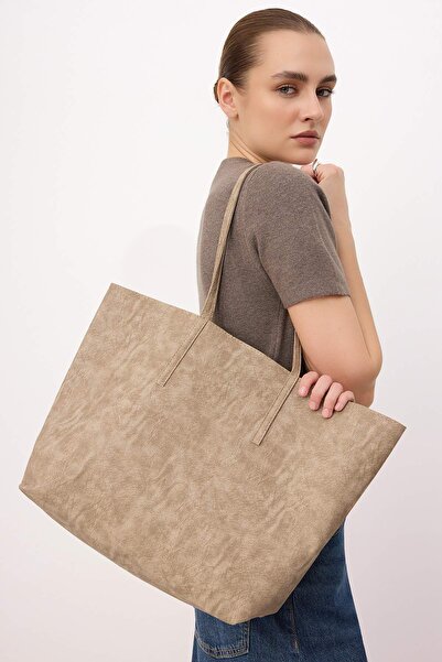 TRENDYOL SHOES Σκούρο μπεζ Nubuck Γυναικεία τσάντα ώμου μάξι με θήκη/τσαντάκι...