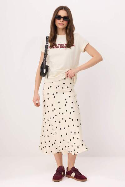 Trendyol Collection Fustă midi din satin alb cu buline TWOSS26ET00198