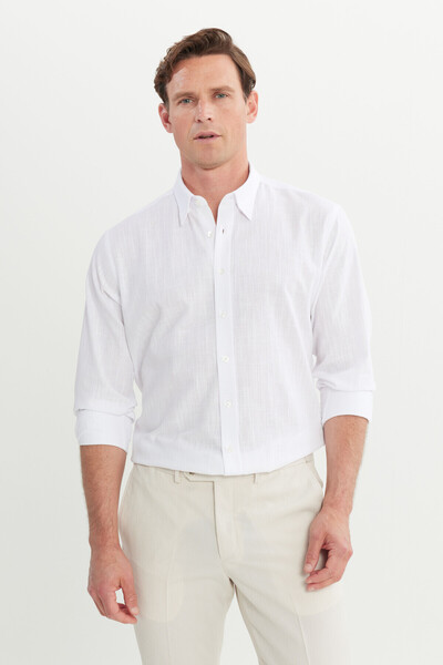 AC&Co / Altınyıldız Classics Мъжка бяла комфортна риза със скрити копчета и я...