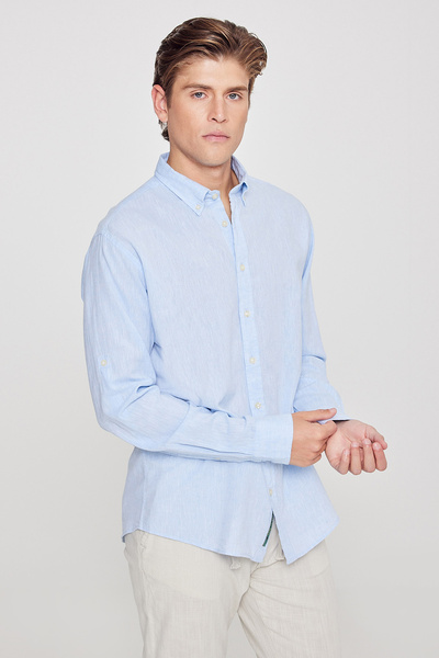 AC&Co / Altınyıldız Classics Světle modrá lněná pohodlná pánská košile s líme...