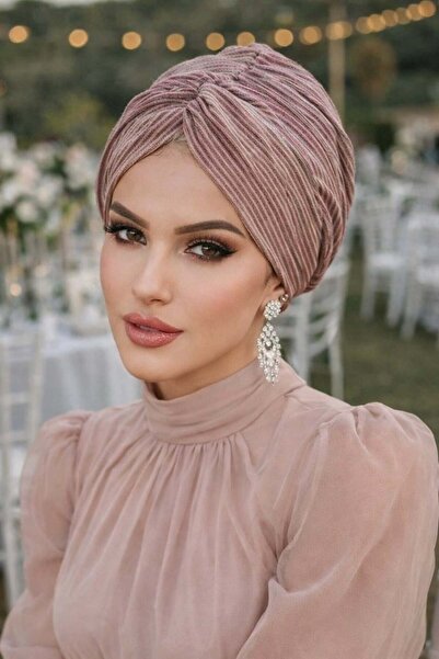 Aişe tesettür Χάλκινος κότσος έτοιμος για χρήση