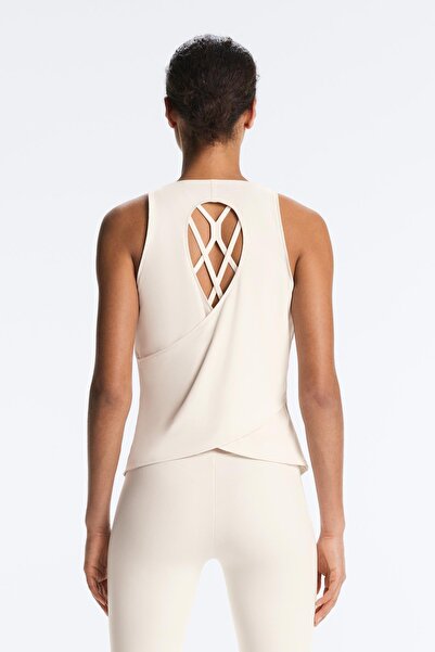 Oysho Comfortlux cross back tişört