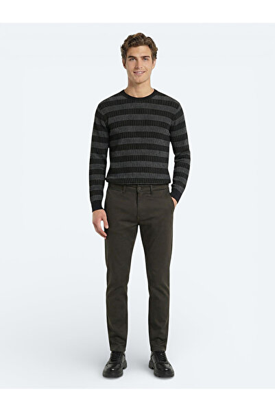 Kip بنطال كاكي مستقيم منسوج بقصة عادية من مزيج القطن