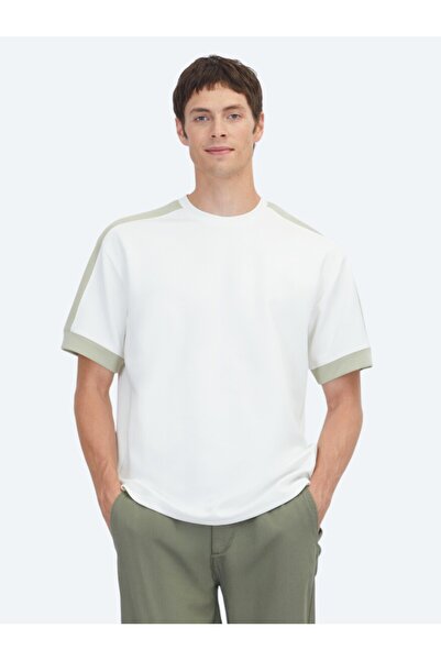 Kip Екрю Плоска Футболка