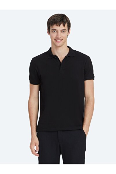 Kip Чорна футболка з прямим коміром, 100% бавовна