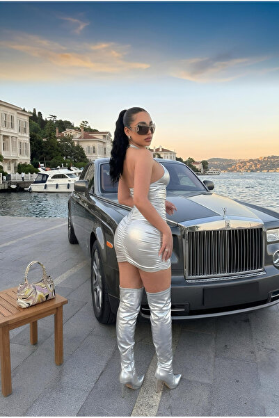 Noctera Gümüş Metalik Halter Yaka Gece Elbisesi Mini