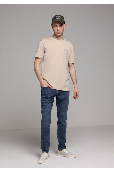 Colin's بنطلون جينز رجالي بقصة ضيقة من الدنيم الأزرق المتوسط