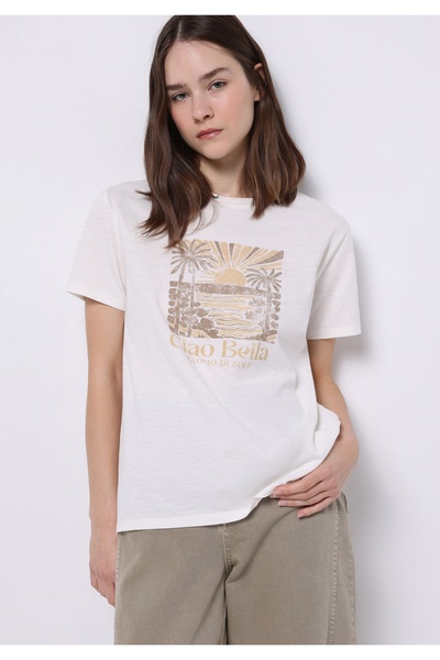 Colin's Дамска бяла тениска с къс ръкав и щампа с кръгло деколте