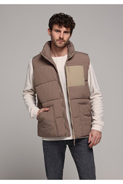 Colin's Regular Fit Men's Brown Vest