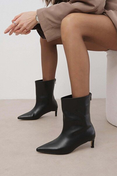 Mio Gusto Sheena Siyah Renk İnce Topuklu Kadın Bot