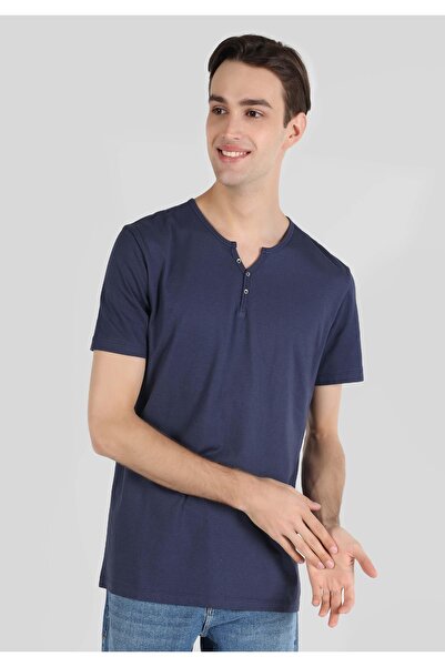 Colin's Regular Fit Yuvarlak Yaka Düz Örme Erkek Lacivert Kısa Kol Tişört