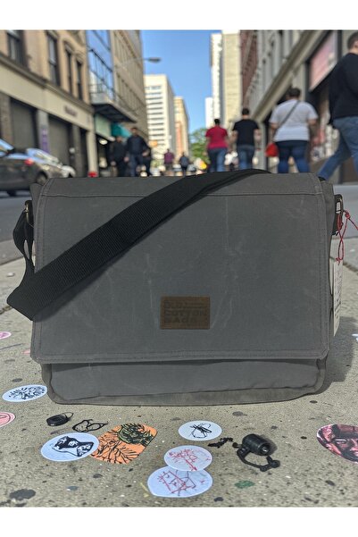 Old Cotton Vintage Waterproof Casual Canvas Unisex Postman Daily School Lapto...