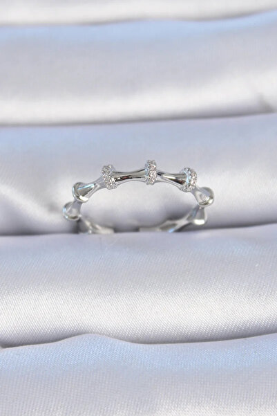 Skygo Brass Silver Color Zircon Stone Women's Ring - Tj-Byk3313