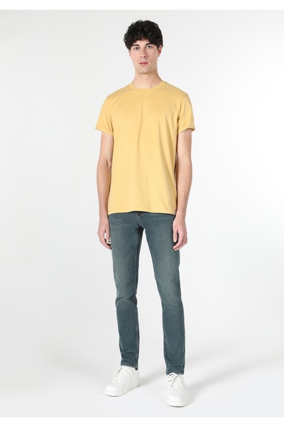 Colin's Ανδρικό πλεκτό μπλουζάκι με κοντό μανίκι, στρογγυλή λαιμόκοψη και καν...