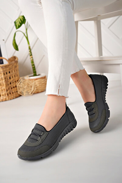 KAYGISIZ AYAKKABI حذاء مشي رياضي تشريحي سهل الارتداء للاستخدام اليومي بدون أر...