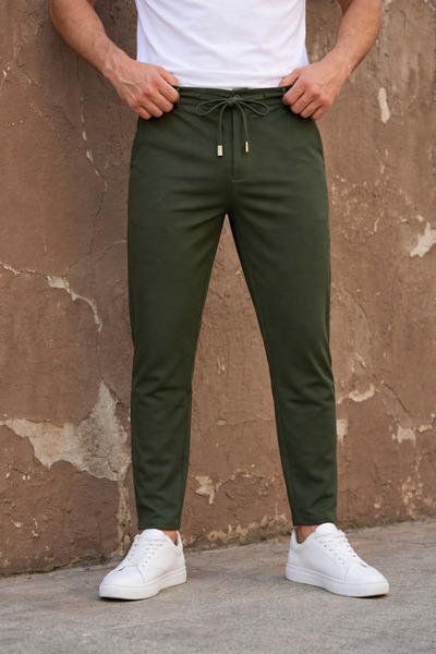 İLKCET MODA بنطلون رجالي مريح بقصة فضفاضة ورباطات يومية من زمرد كومفورت