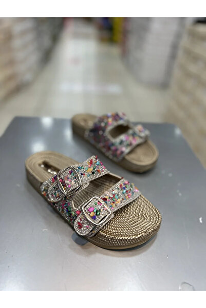 Hacıoğlu Ayakkabı Γυναικείες φλατ παντόφλες Pienn με διπλή πόρπη και πέτρα