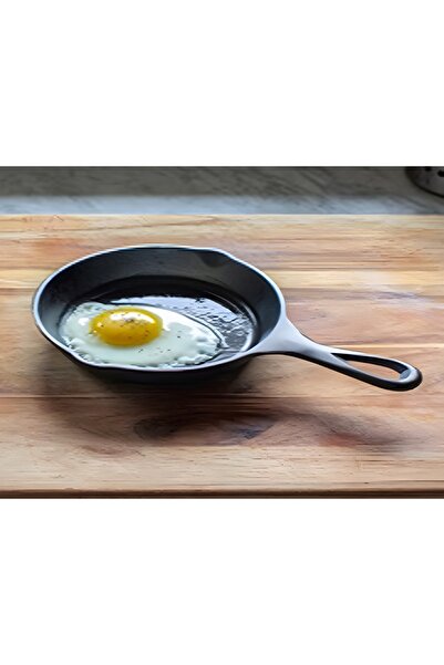 Lodge مقلاة من الحديد الزهر المُعتّق مقاس 5 بوصات