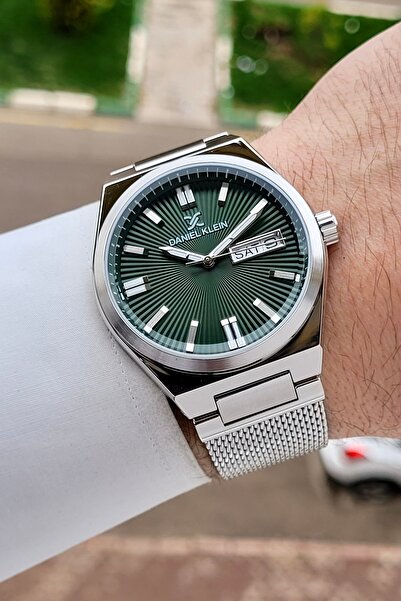 Daniel Klein Silver Green Color Men's Wristwatch with Calendar