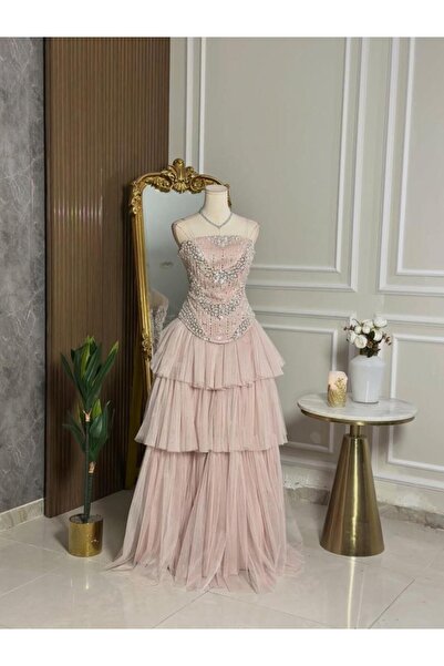 vanus fashion 6801 - فستان سهرة وردي فاتح بتطريز فاخر وتنورة طبقات