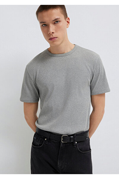 Mavi Graues Basic-T-Shirt mit eng anliegendem Schnitt 0613176-80018