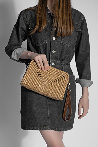 Marjin Women's Zippered Detachable Handle Hand Knitted Clutch & Portfolio Han...