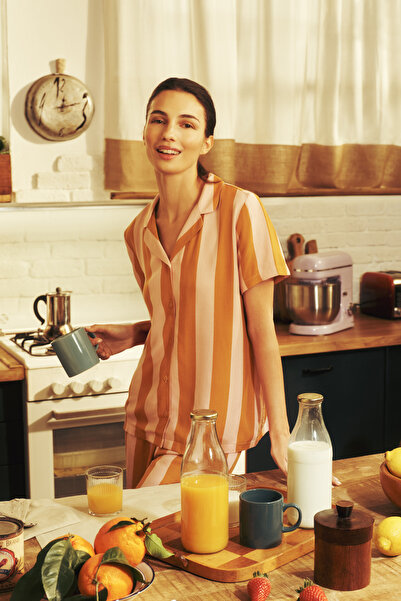 Penti طقم بيجامة بيلا ملونة مكونة من قميص وسروال بأزرار مخطط