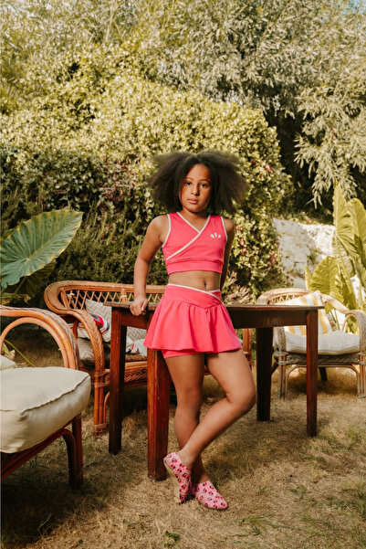 Minipodyum Αθλητικό σετ για κορίτσια με σορτς και φούστα με σταυρωτή λεπτομέρεια