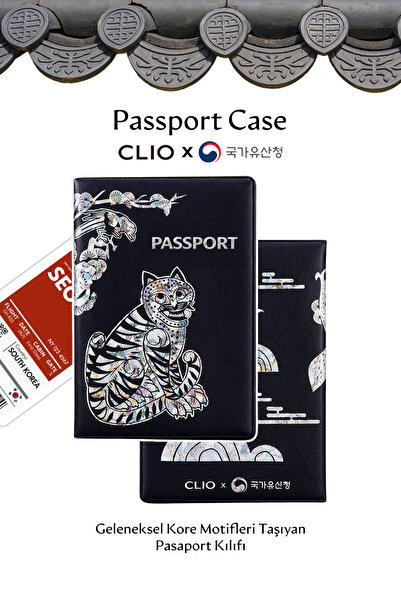 CLIO Passport Case Carrying Traditional Korean Motifs Passport Case