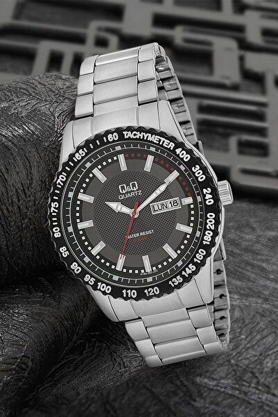 Q&Q ساعة يد رجالية 3F104 معدنية باللون الأسود