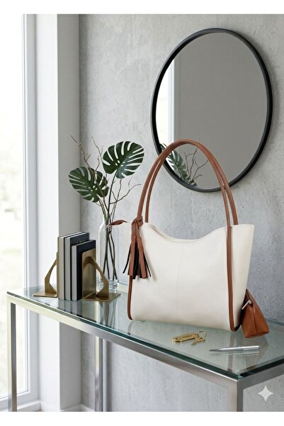 ORUÇOGLU حقيبة كتف كريمي تان