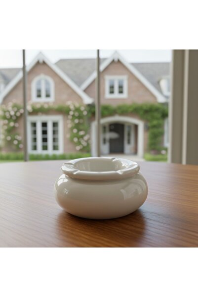 Bd منفضة سجائر دائرية من الكروم مع حامل سجائر معدني بقاعدة عريضة، فضي