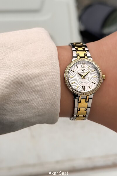 Fiesta F2701 Women's Wristwatch with Steel Strap