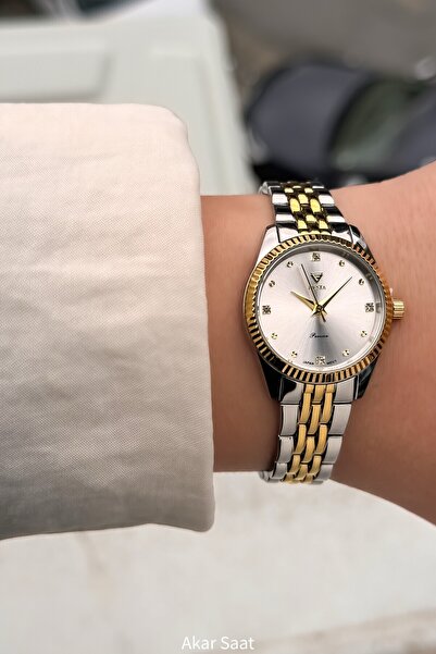 Fiesta ساعة يد نسائية F-2705 بحزام فولاذي