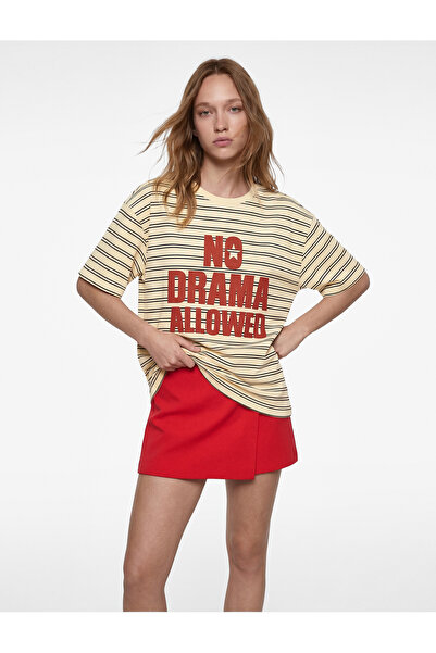 Koton Μπλουζάκι με κοντό μανίκι με λαιμόκοψη με τύπωμα