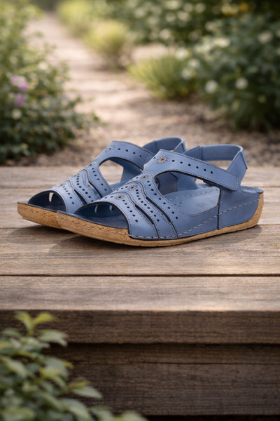 İNZE AYAKKABI Сандали от естествена кожа Модел: Бела