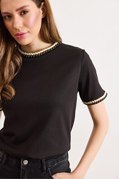 Olalook Kadın Siyah Saç Örgülü Detaylı Tişört TSH-19000969