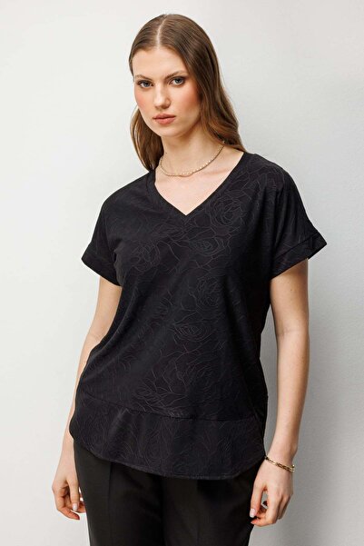 ON Women's Plus Size V-Neck Patterned Blouse 71343 Black